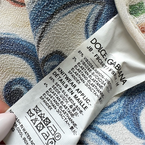 Dolce&Gabbana women bomber size 42IT or M Authentic Retail 1250$ - Picture 14 of 16